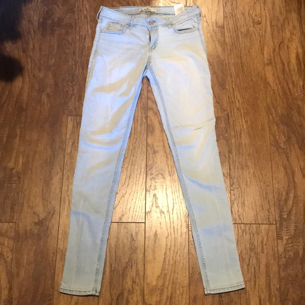 Hollister skinny jeans